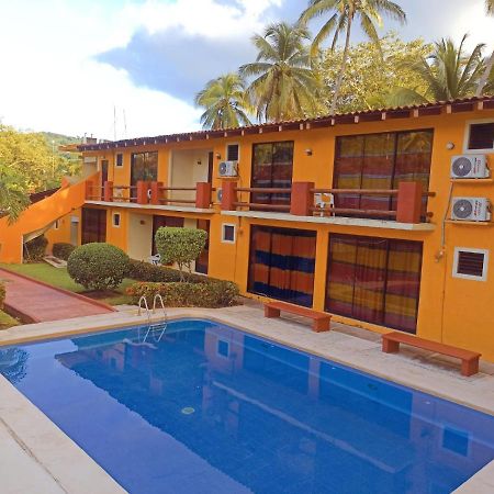 Hotel J.B. Zihuatanejo Exterior foto